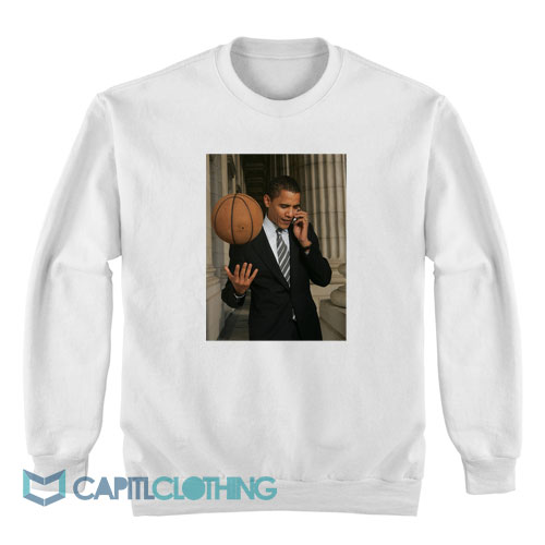 Barack-Obama-With-Basketball-Sweatshirt1